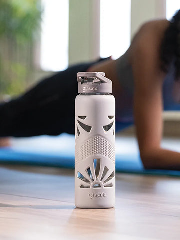 Borosilicate Glass Water Bottle with Protective Silicone Cover, 750ml (Soothing Slate)