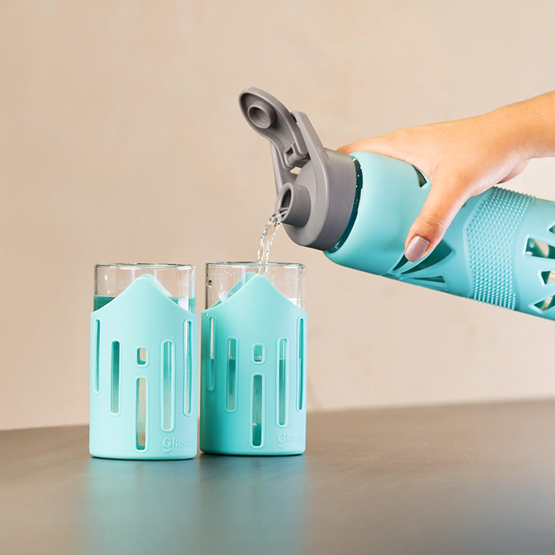 Glass bottle and drinking glass set