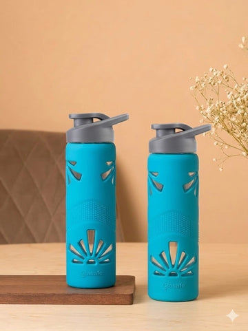 Set of 2 Borosilicate Glass Water Bottle with Protective Silicone Sleeve, 550ml (Blue)