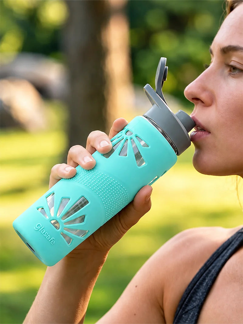 550ml Break Resistant Glass Water Bottle with Protective Silicone Cover (Mellow Mist)