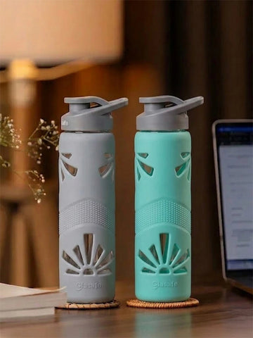 Set of 2 Borosilicate Glass Water Bottle with Protective Silicone Sleeve, 550ml (Green, Grey)