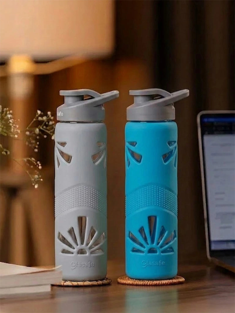 Set of 2 Borosilicate Glass Water Bottle with Protective Silicone Sleeve, 550ml (Blue, Grey)