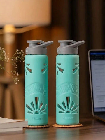 Set of 2 Borosilicate Glass Water Bottle with Protective Silicone Sleeve, 550ml (Green)